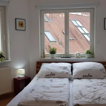 Apartment Carlo Familienfreundliches 3-raum Auf Der Dom-insel Brandenburg (Brandenburg an der Havel)