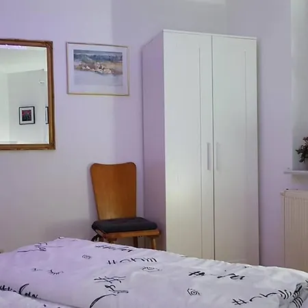 Carlo Familienfreundliches 3-raum Auf Der Dom-insel